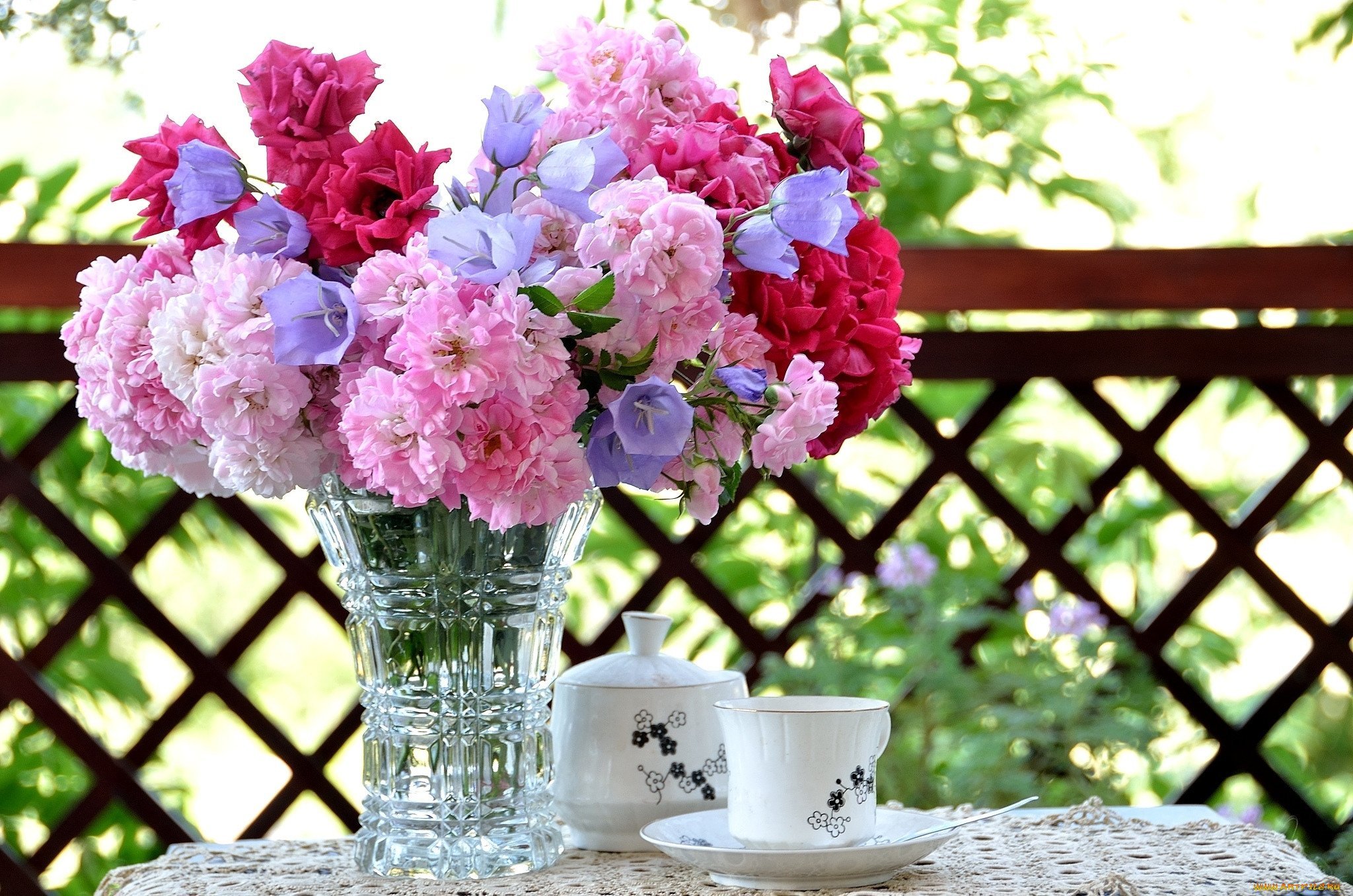Доброе утро яркие цветы. Летний букет Флоксы. Цветы в вазе. Красивые цветы в вазах. Цветочки в вазе.