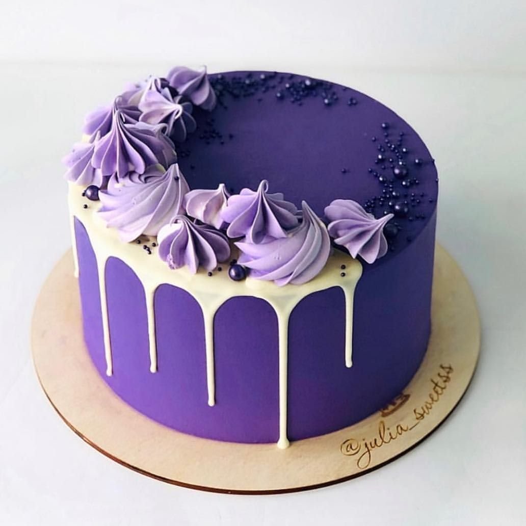 Фиолетовый торт на день рождения