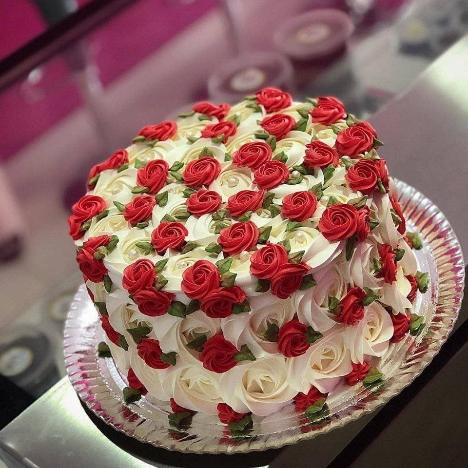 Красивый торт на день рождения женщине