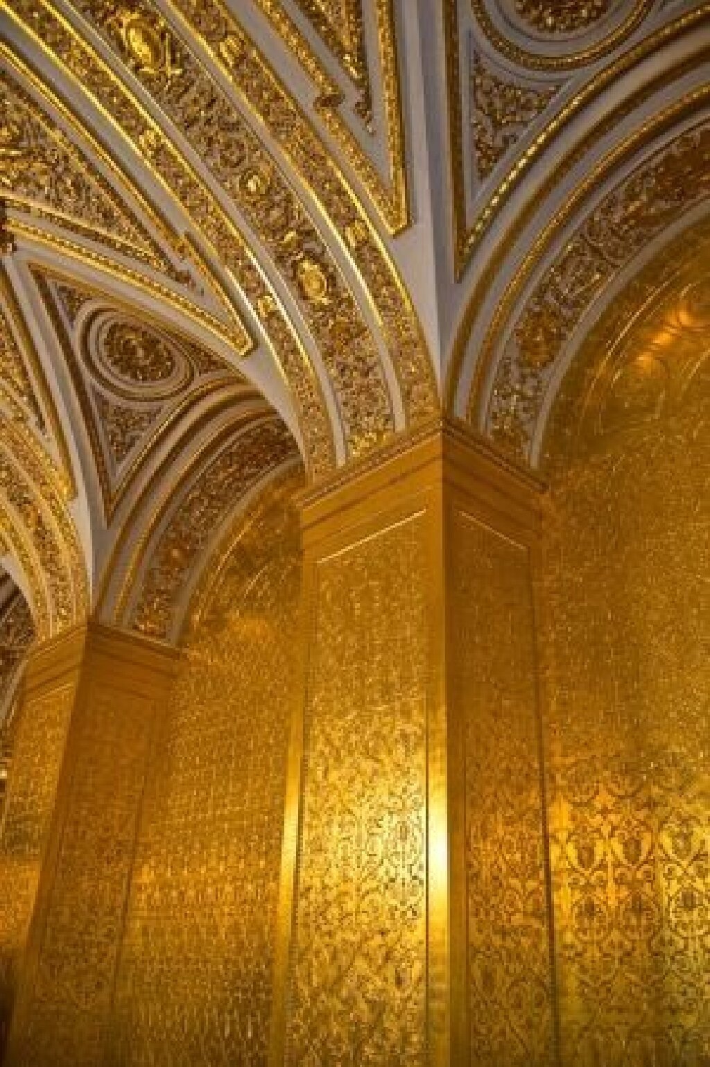 Золотой зал в эрмитаже