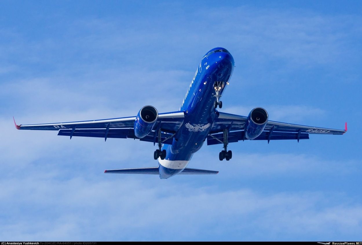 Синий самолет