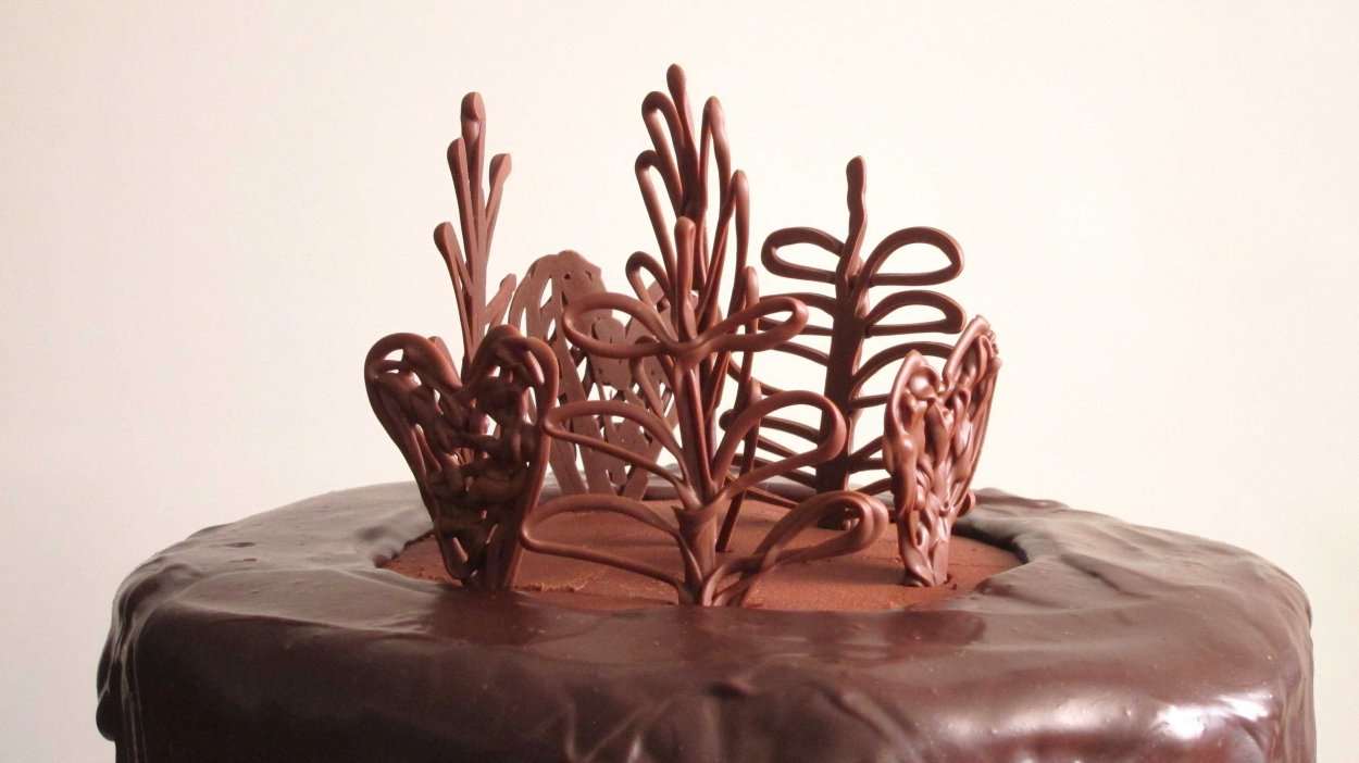 Декор из шоколада для торта своими руками