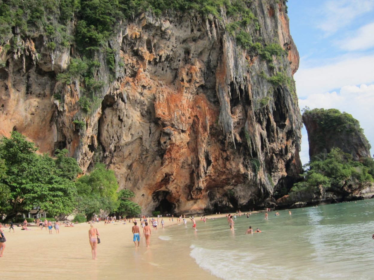Пещера плодородия в тайланде