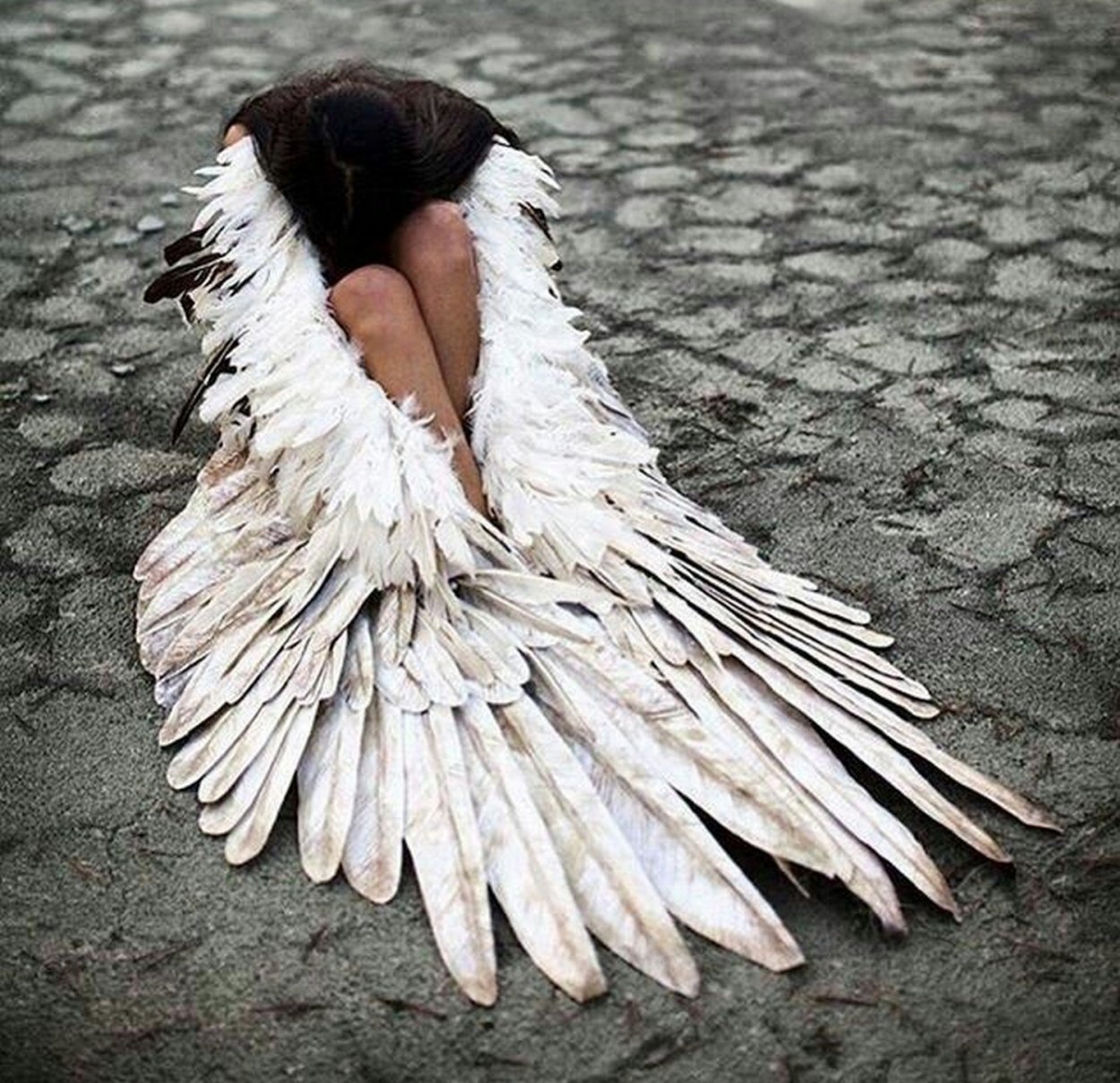 Ангел со сломанными крыльями
