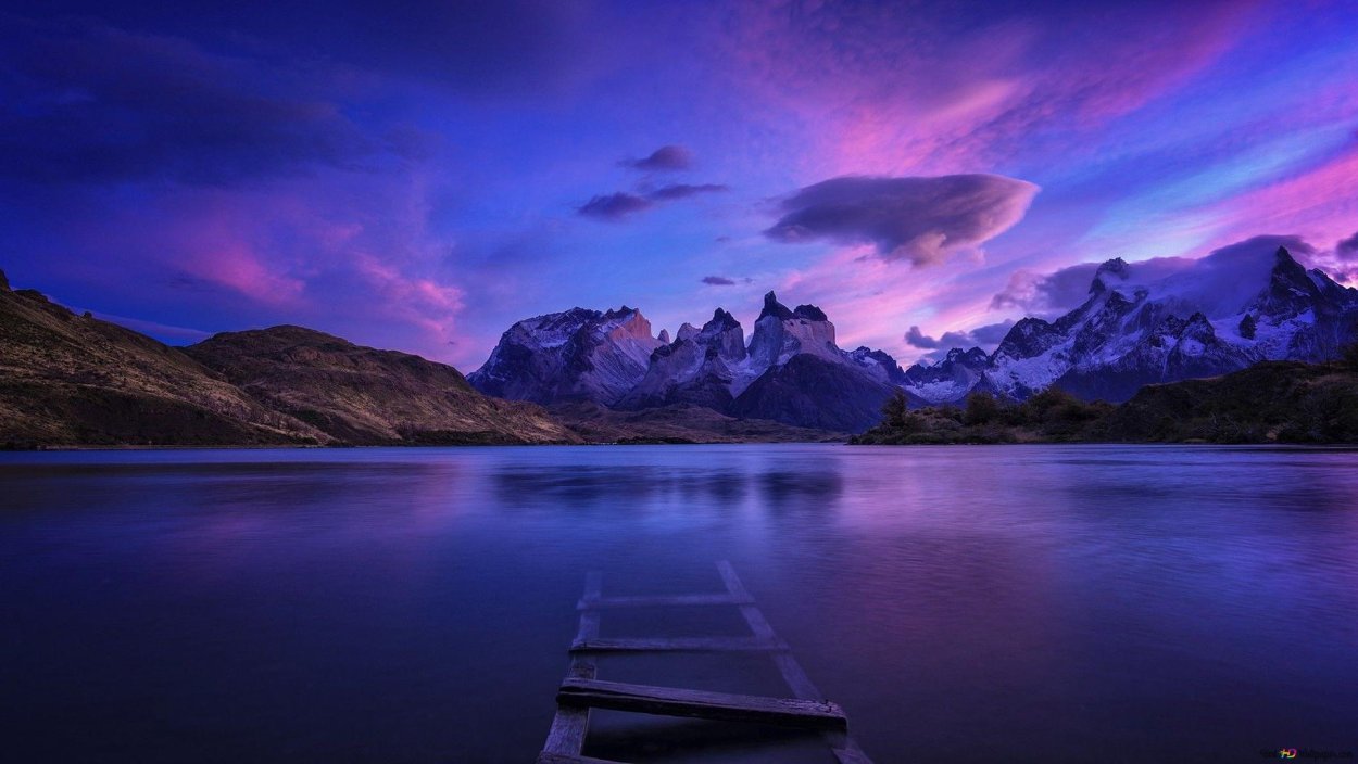 Фиолетовое озеро